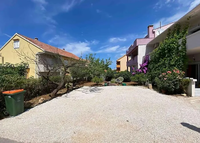 Nera Апартаменты *