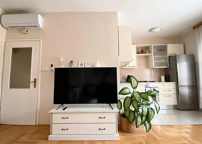 Nera Апартаменты *