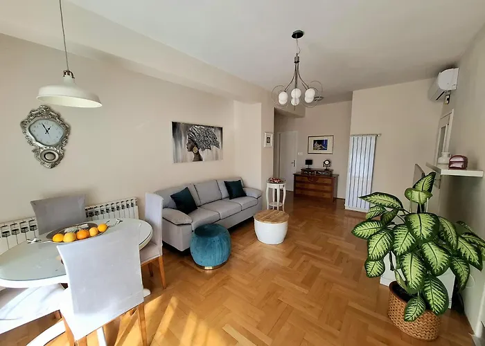 Nera Апартаменты *